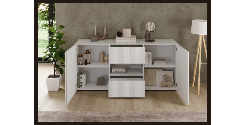 Buffet SCENA 2 portes et 2 tiroirs blanc laqué ouvert mis dans un décor 3D