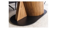 Zoom sur le pied de la table VORTEX beige