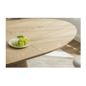 Zoom sur le plateau de la table LUMEA bois