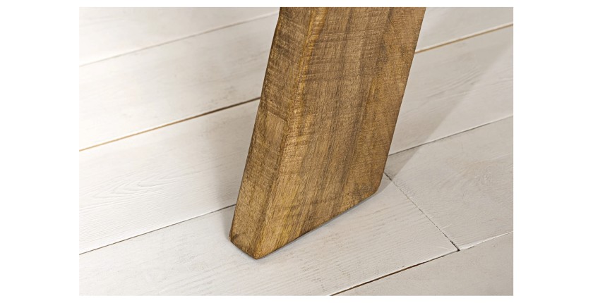 Zoom sur le pied de la table ELYA 140