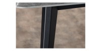 Zoom sur le pied de la table HEXA anthracite
