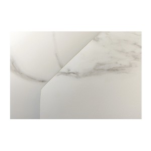 Zoom sur le plateau de la table ATONIA blanche