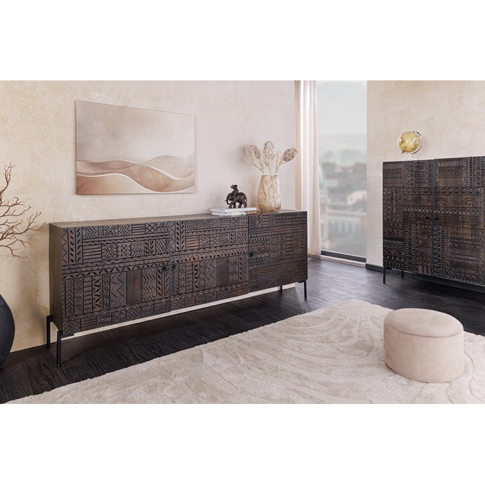 Buffet 177 cm 3 porte in legno massiccio marrone scolpito – Collezione MASSAI