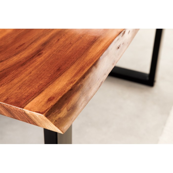 Zoom sur le plateau de la table LAGUNA 160cm