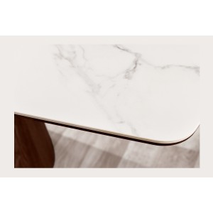 Table rectangulaire LUMEA – 200 cm – Plateau céramique effet marbre blanc et pied en bois foncé – Style contemporain