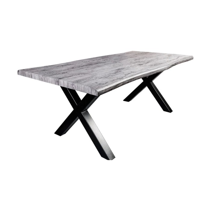 Table de salle à manger...