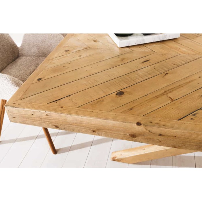 Zoom sur le coin de la table LOVARK 160cm