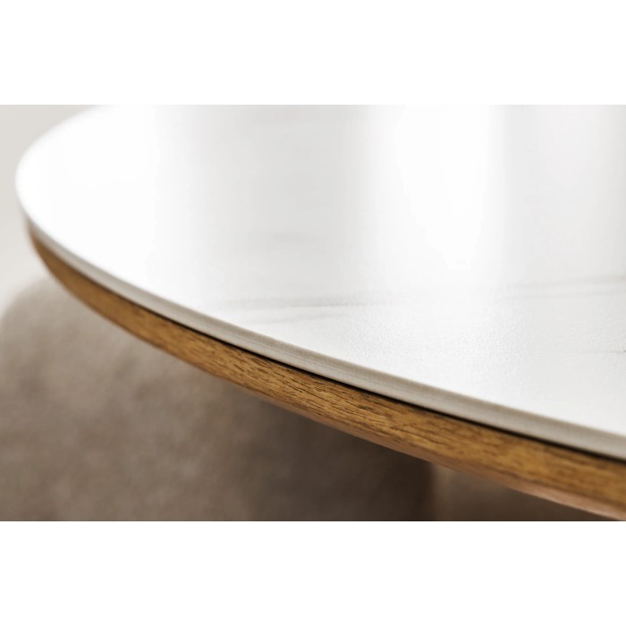 Eettafel LUMEA - Rond 120 cm - Keramisch tafelblad met wit marmer effect en walnoothouten voet - Hedendaagse stijl