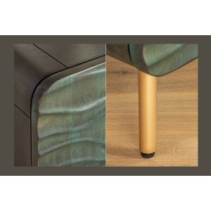 Buffet ONDARA 160 cm – Bois Massif Vert Sculpté – Pieds Dorés – Design Contemporain