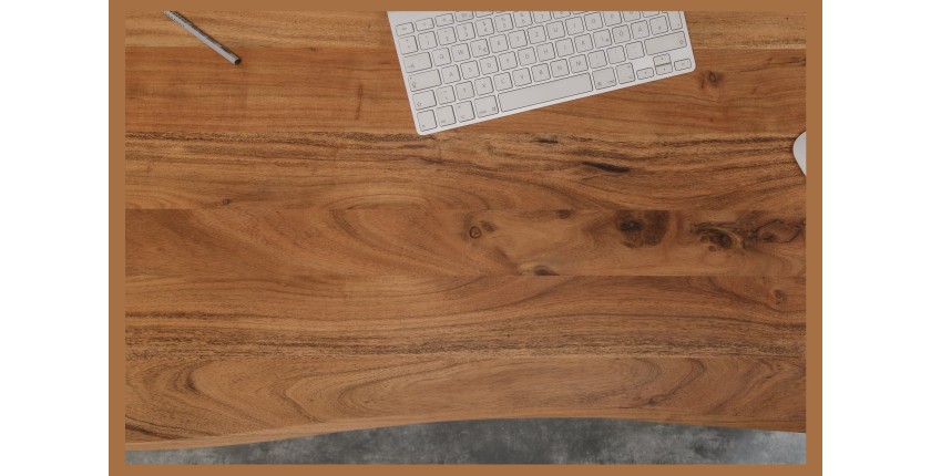 Zoom sur la texture du plateau de la table ARKAYA