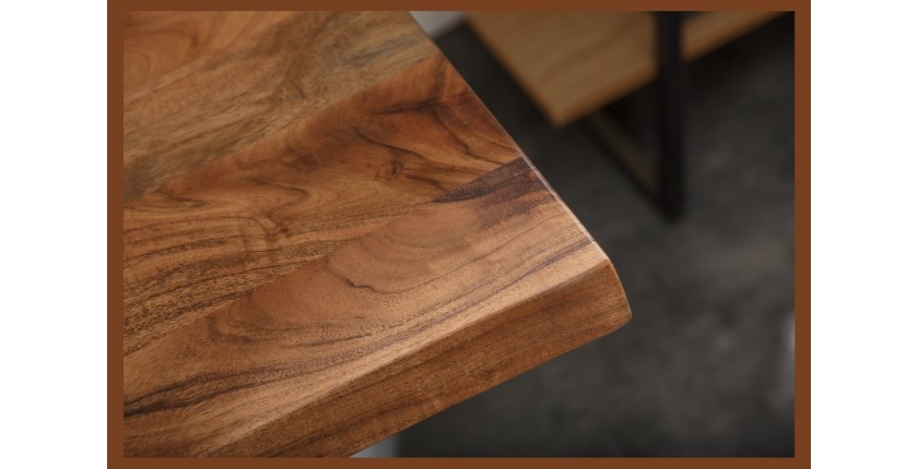 Zoom sur le coin de la table ARKAYA