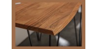Zoom sur le bord de la table ARKAYA