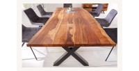 Table ORKAN 220cm vu d'un bout
