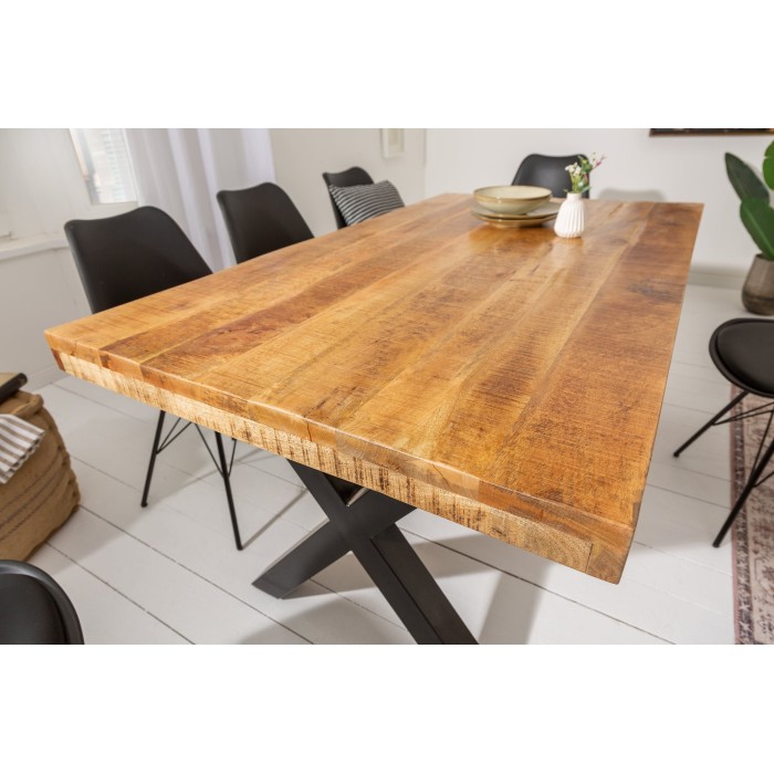 Table de salle à manger LODEN – Bois massif de manguier verni – 160 cm – Style industriel