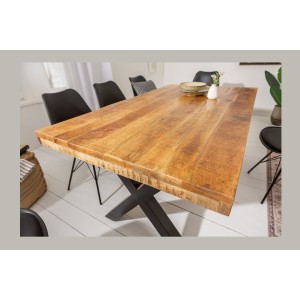 Table LODEN pieds en X 160cm vu d'un bout de table