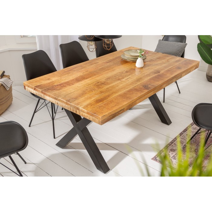Table de salle à manger LODEN – Bois massif de manguier verni – 160 cm – Style industriel