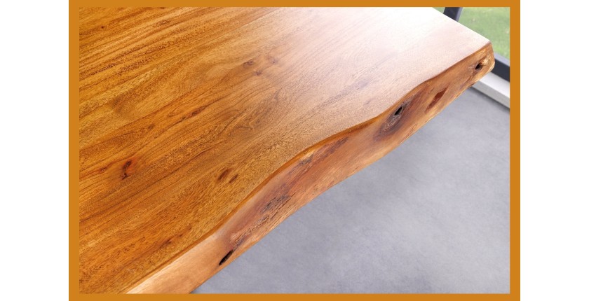 Zoom sur le côté du plateau de la table ARKAYA pieds en X 200cm