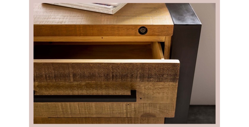 Buffet CAVARA 195 cm – Pin massif brun vintage et métal noir – 2 portes, 3 tiroirs et range-bouteilles