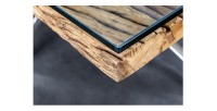 Zoom sur le coin de la table RAFTA 220cm en bois massif et verre trempé