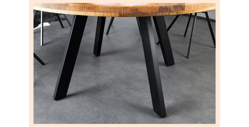 Zoom sur les pieds de la table LODEN ronde bois clair 145cm