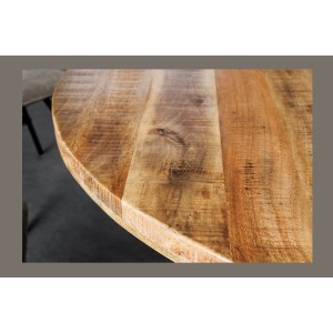 Zoom sur le côté de la table LODEN en bois clair ronde 145cm