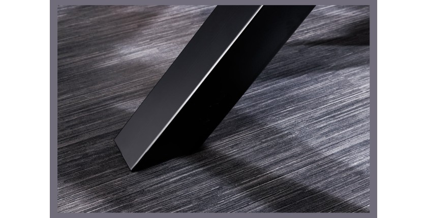 Zoom sur le pied de la table ARKAYA en Sheesham 200cm plateau 35mm
