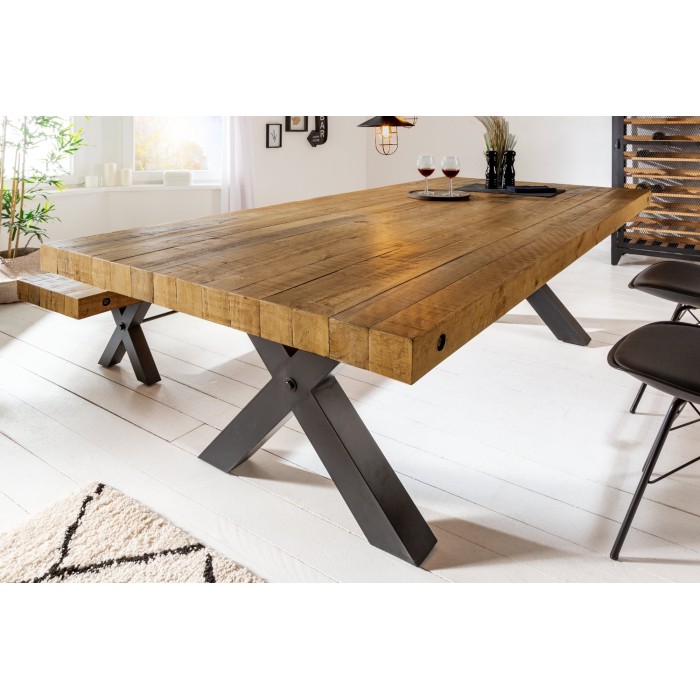 Table CAVARA en bois de pin 200cm avec pieds en X vu de côté