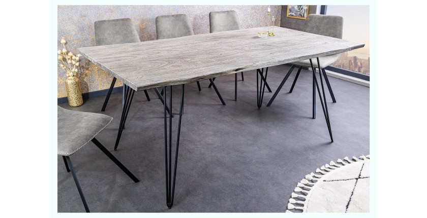 Table TALOA – Bois massif gris et métal noir – 140 cm – Style contemporain