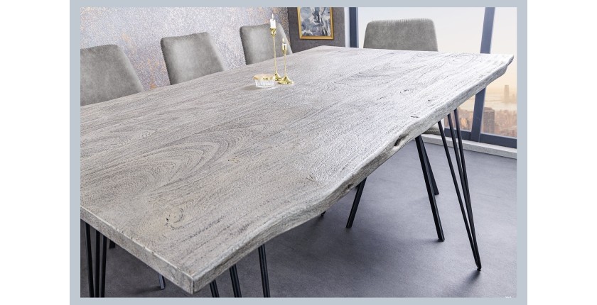 Table TALOA – Bois massif gris et métal noir – 140 cm – Style contemporain
