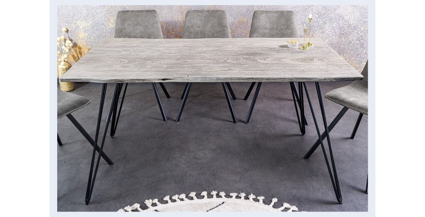 Table TALOA – Bois massif gris et métal noir – 140 cm – Style contemporain