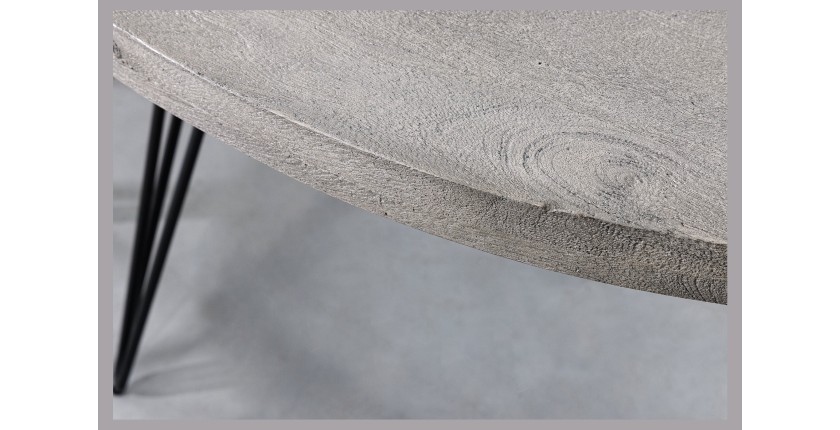 Zoom sur le plateau de la table SILVA ronde grise 120cm