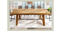 Table de salle à manger RANCHO – Bois de pin recyclé verni – 240 cm – Style rustique