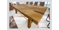 Table de salle à manger RANCHO – Bois de pin recyclé verni – 240 cm – Style rustique