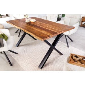 Table de salle à manger ARKAYA – Bois massif d’acacia verni et pieds en métal noir en X – 160 cm – Style industriel