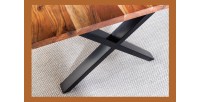 Table de salle à manger ARKAYA – Bois massif d’acacia verni et pieds en métal noir en X – 160 cm – Style industriel