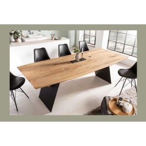Table de salle à manger ZENTOR 200 cm – Plateau en chêne sauvage et pieds en métal noir – Style industriel haut de gamme