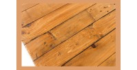 Zoom sur la texture du plateau de la table CAVARA en bois de pin 300cm avec pieds en X