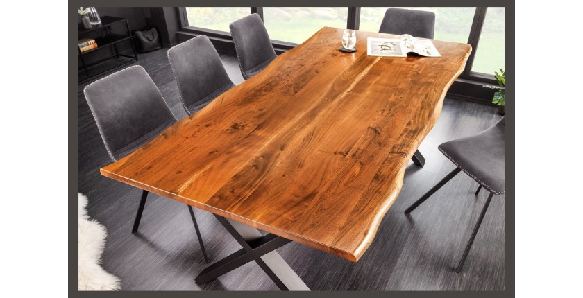 Table ARKAYA 180cm en bois d'acacia avec pieds en X vu de haut