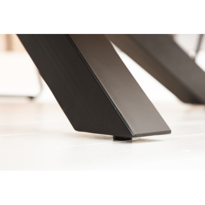 Table SOLARA 160 cm – Plateau en bois de manguier verni et structure en métal noir – Design industriel et charme unique