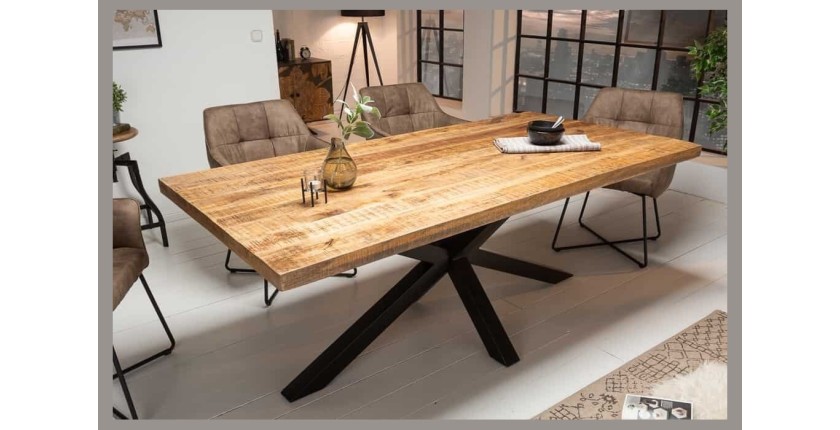 Table rectangulaire SOLARA en manguier 160cm mise en situation