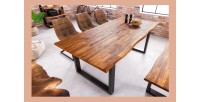 Table NALKO en bois d'acacia 160cm mise en situation