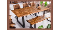 Table NALKO en bois d'acacia 200cm mise en situation