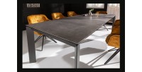 Table FORZA noire extensible jusqu'à 240cm vu de côté