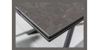 Zoom sur le coin de la table STELIX extensible jusqu'à 260cm