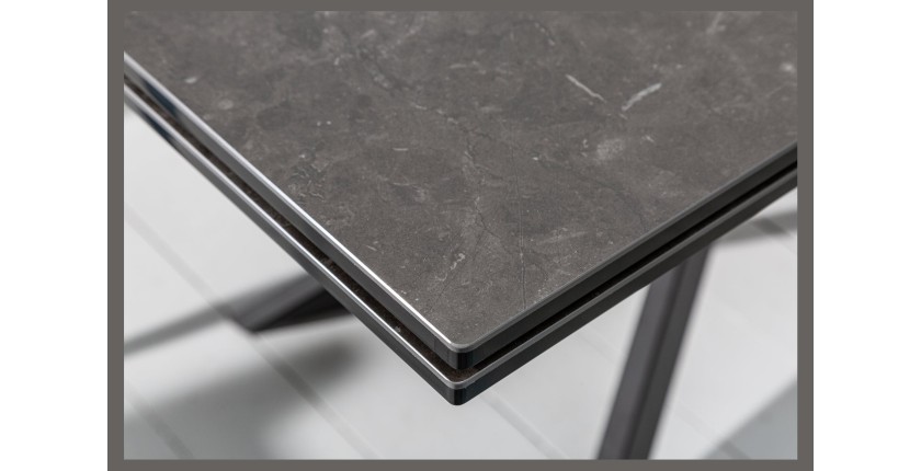 Zoom sur le coin de la table STELIX extensible jusqu'à 260cm