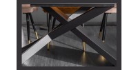 Zoom sur les pieds de la table STELIX grise anthracite