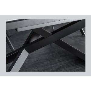 Zoom sur les détails de la structure de la table STELIX blanche
