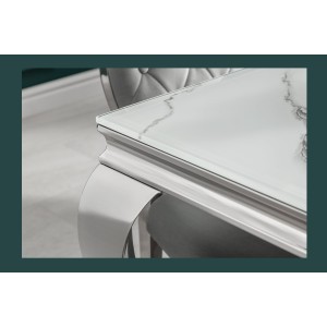 Zoom sur un coin de la table VELENA avec plateau blanc 200cm