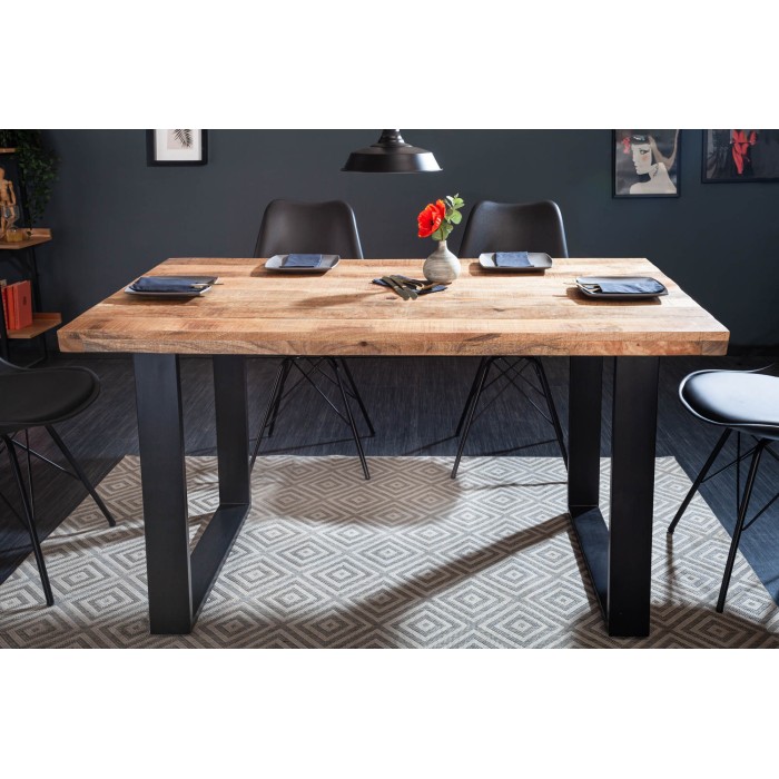 Table LODEN en bois de manguier 120cm vu de face