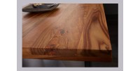 Zoom sur le plateau de la table LODEN 140cm en bois de Sheesham